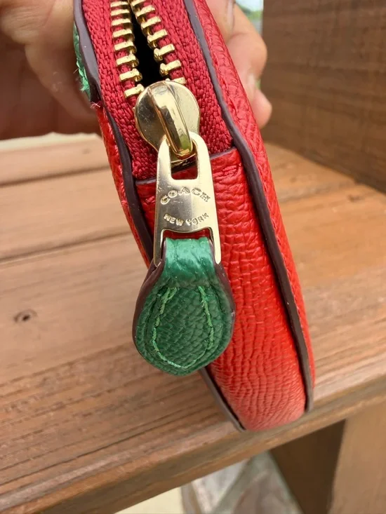 NWT Coach Strawberry Coin Pouch in Red and Green Novelty Limited Edition Wallet - Picture 7 of 9